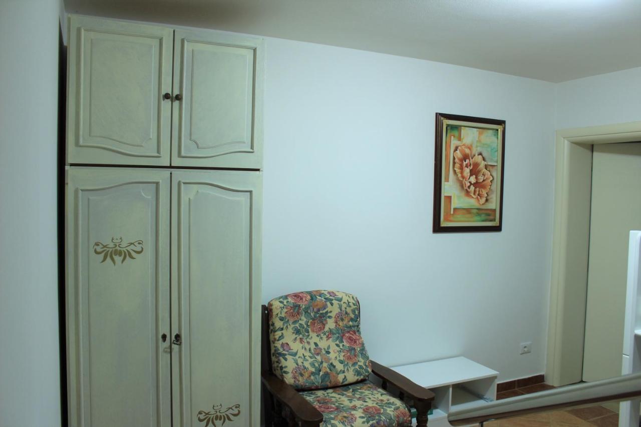 Apartman Robi Nova Vas  Extérieur photo